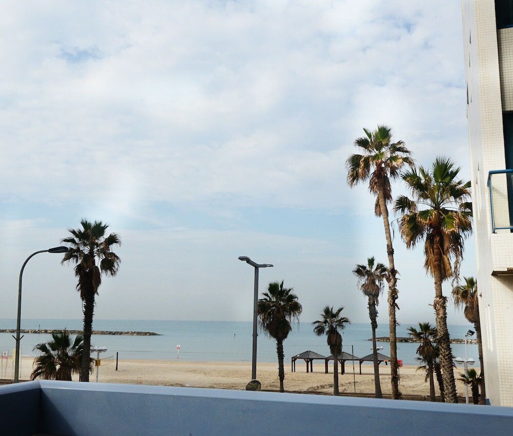 Фото Абратель