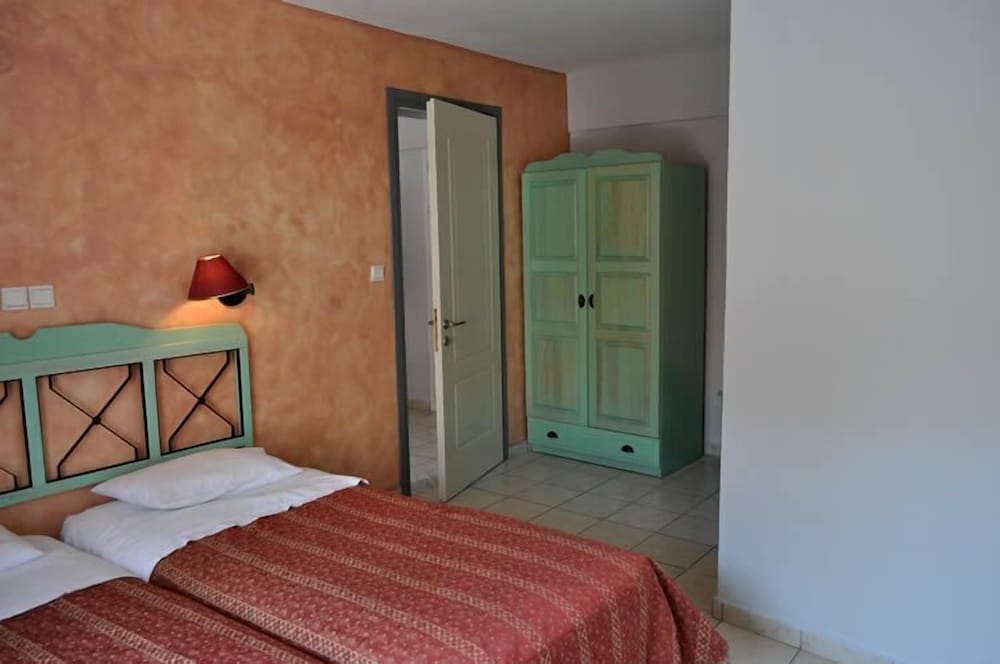 Фото Hotel Limenaria Beach