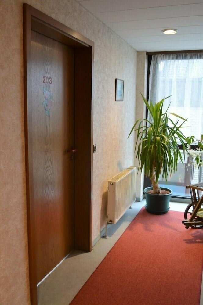 Фото Hotel zum Brunnen