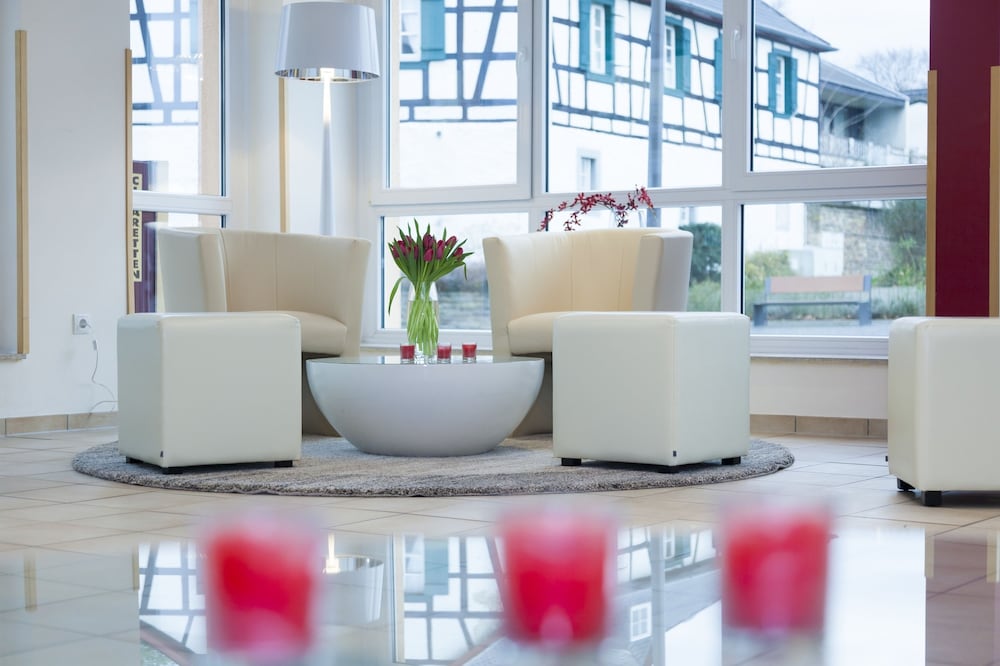 Фото Baynunah Hotel Drachenfels