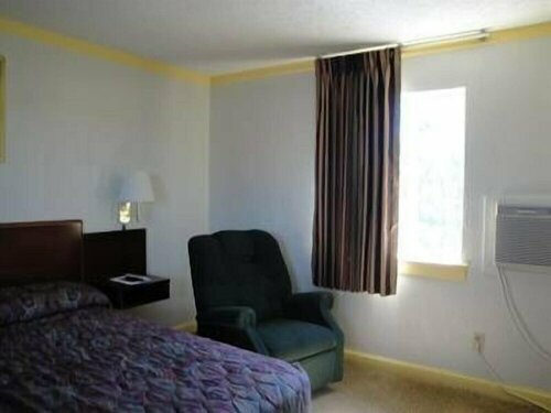 Гостиница Budget Inn Danville в Данвилле