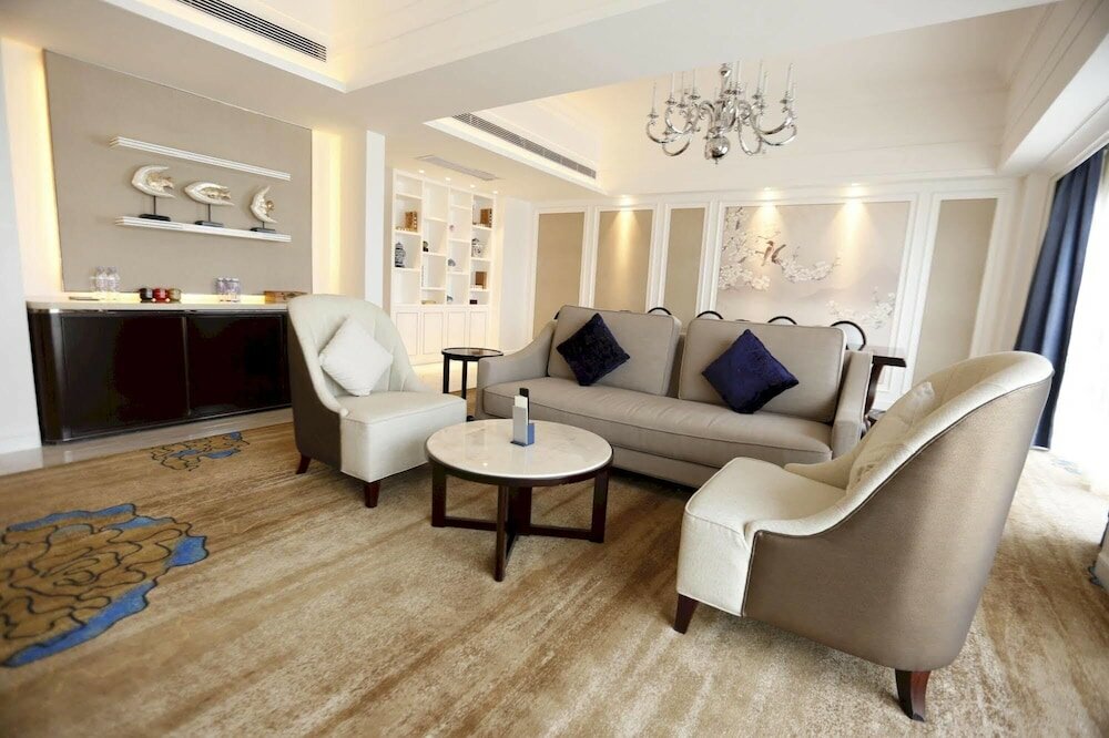 Фото Dayhello International Hotel