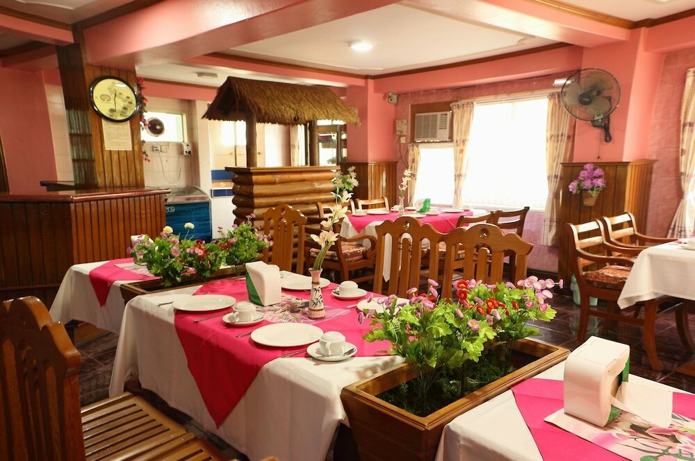 Фото Royal City Hotel