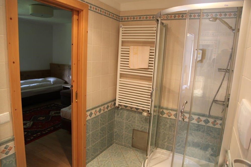 Фото Hotel Mirabel