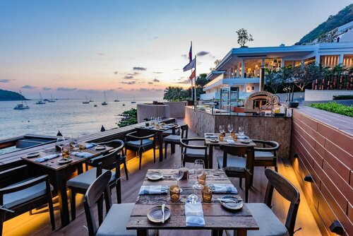 Внешний вид отеля The Nai Harn в Равае, фото 3