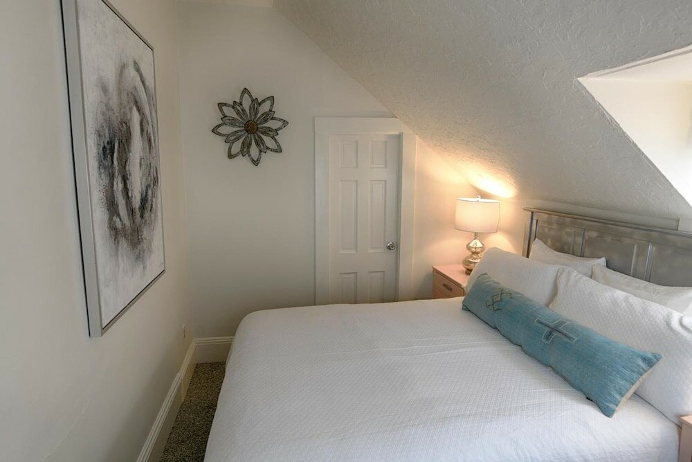 Фото Narragansett House