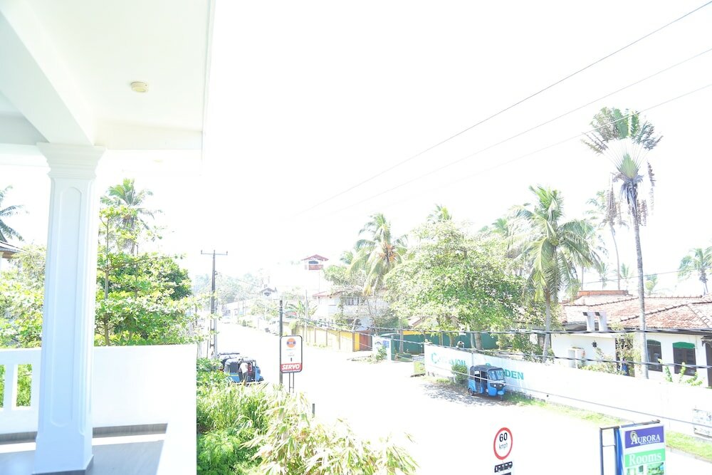 Фото Aurora Hotel & Restaurant