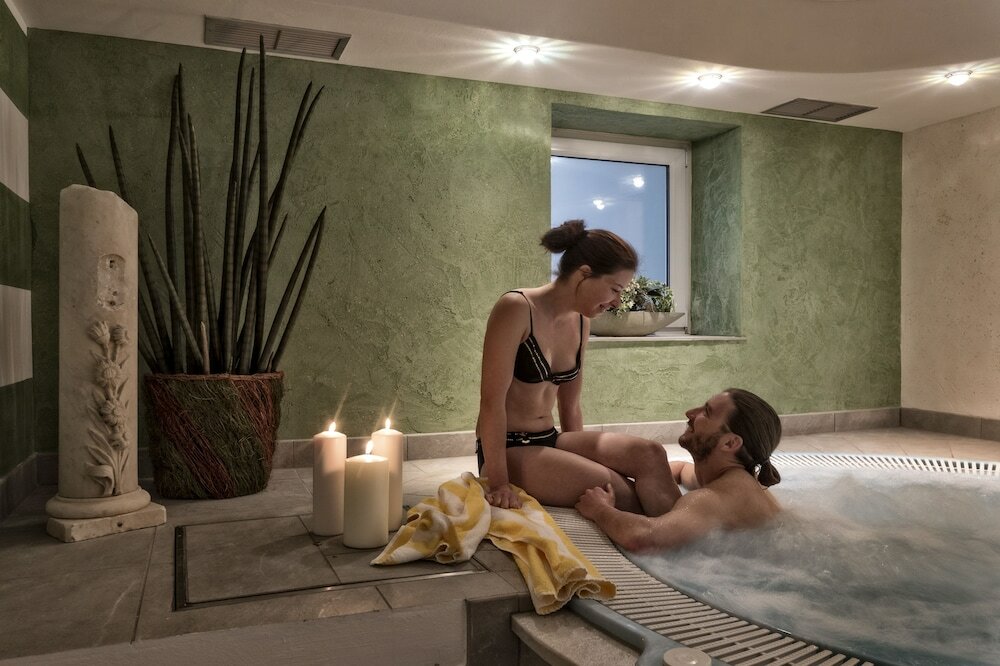 Фото Hotel Mirabel