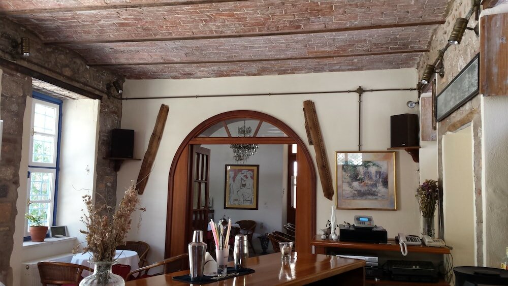 Фото Ippokampos Hotel