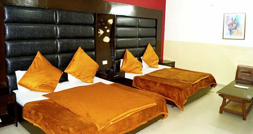 Фото Hotel Shiraz Continental