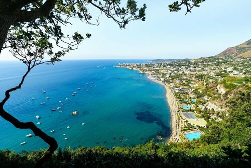 Внешний вид отеля Hotel Albatros в Форио, фото 4