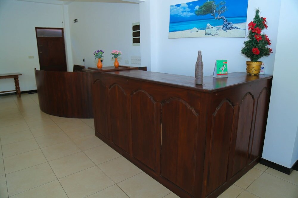 Фото Aurora Hotel & Restaurant