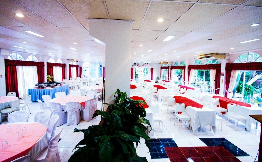 Фото Bohol La Roca