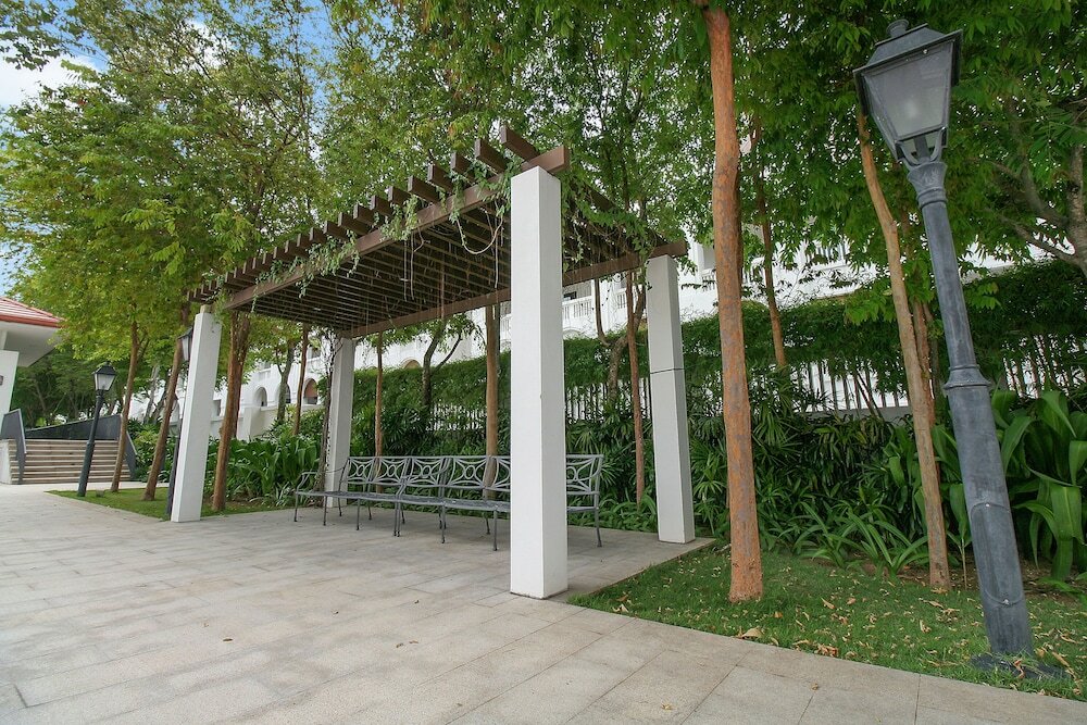 Фото Home Suites by Marina