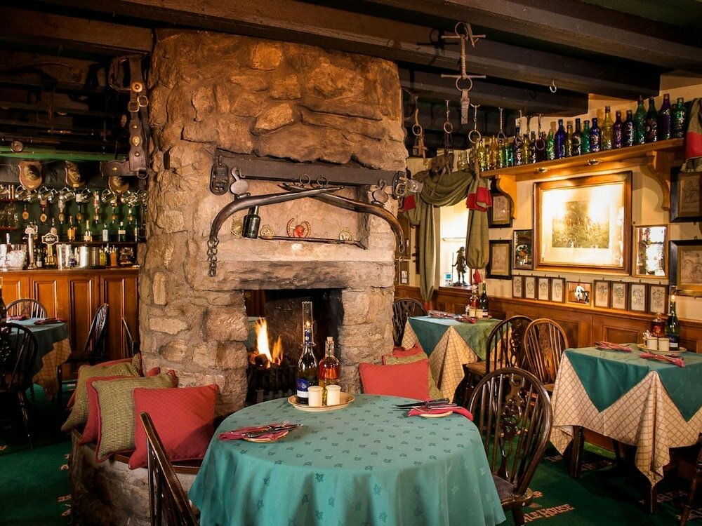 Фото Champany Inn