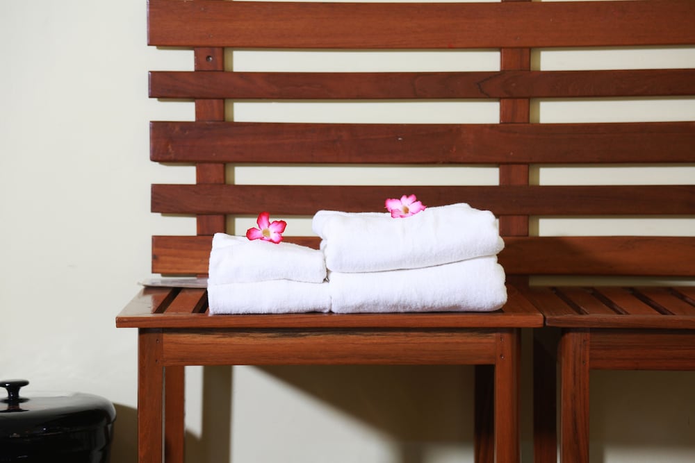 Фото Thante Hotel- Nyaung Oo