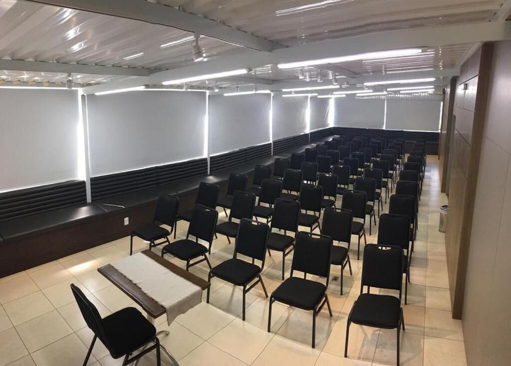 Фото Livin Studios