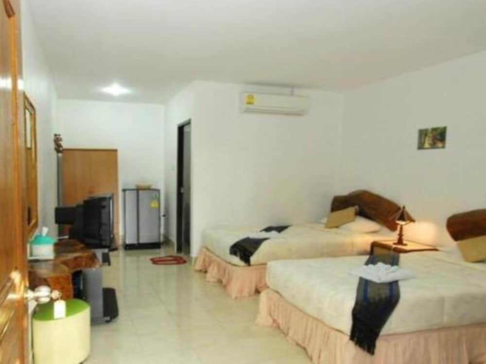 Фото Ruan Mai Sang Ngam Resort