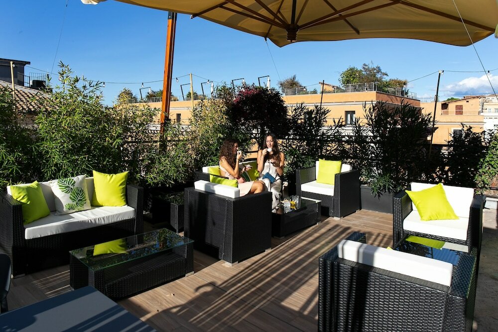 Фото отеля 3