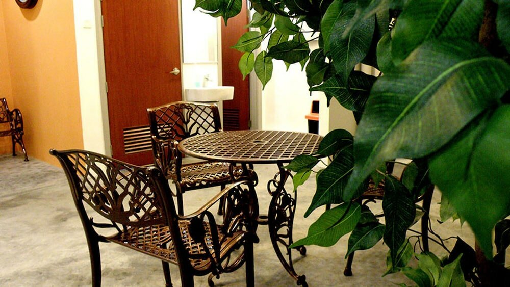 Фото Heliconia Hotel