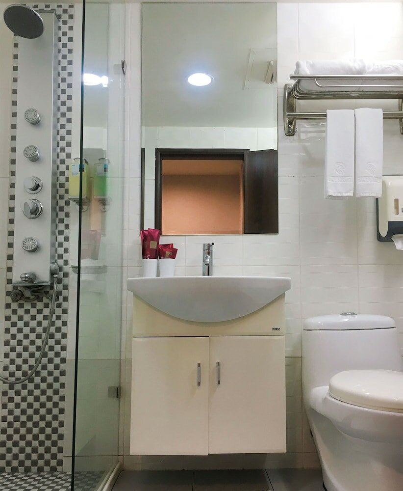 Фото Talmud Hotel Gongyuan