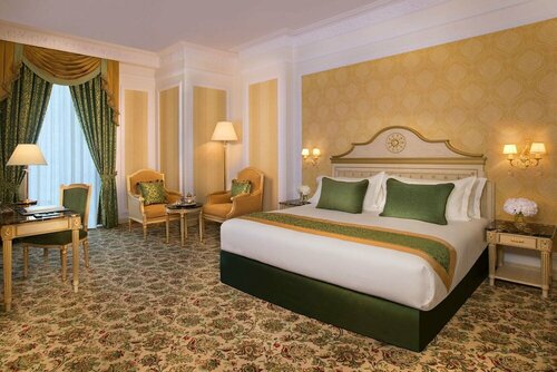 Гостиница Royal Rose Abu Dhabi, a Curio Collection by Hilton в Абу-Даби