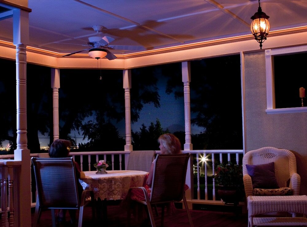 Фото Bybee's Historic Inn