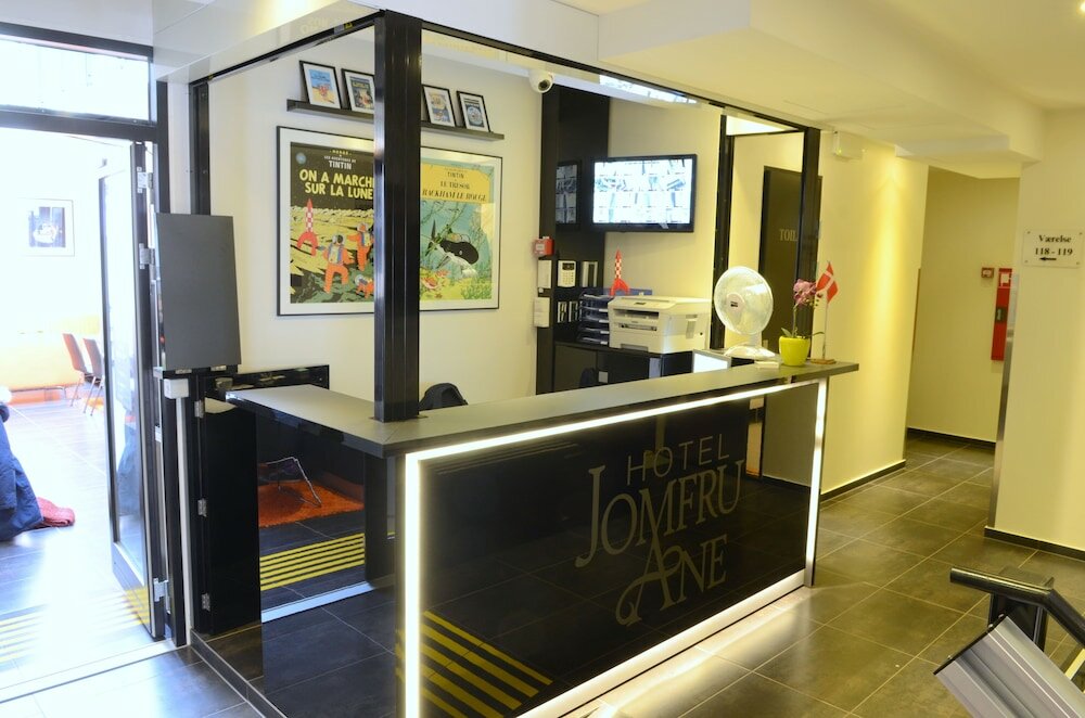 Фото Hotel Jomfru Ane