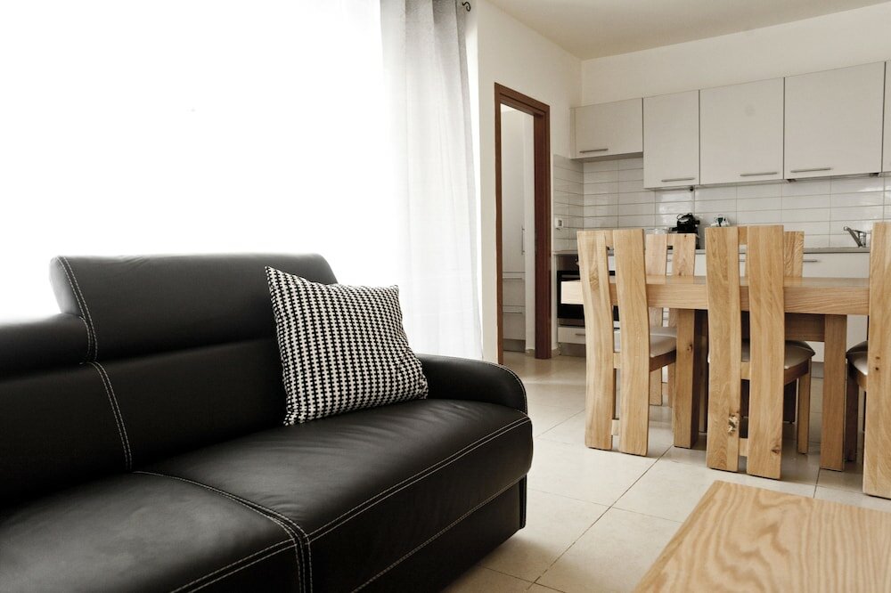 Фото Sunshine Suites