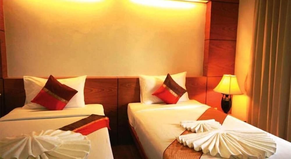 Фото Phi Phi Andaman Resort