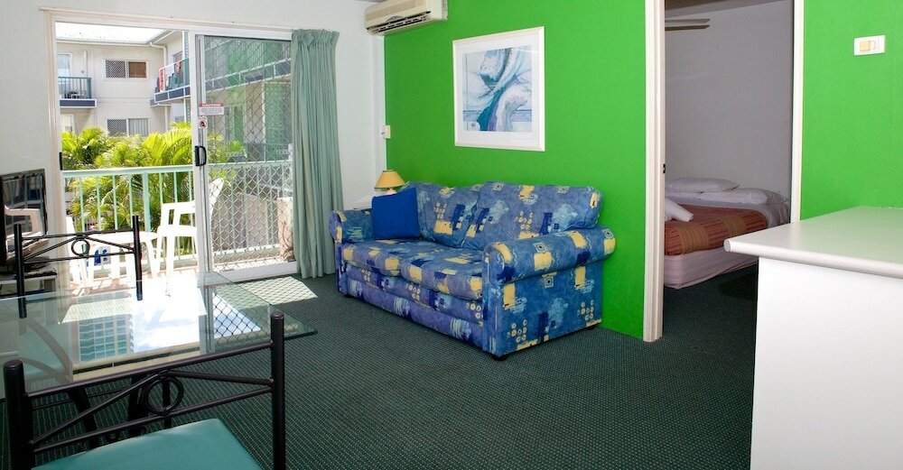 Фото Raffles Royale