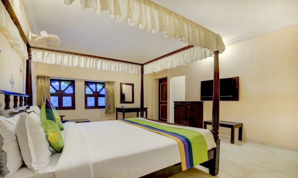 Фото Treebo Trend Hotel Kumbhal Castle With Valley View