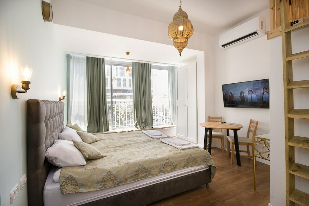 Фото 80 Jaffa St Mahne yehuda market location