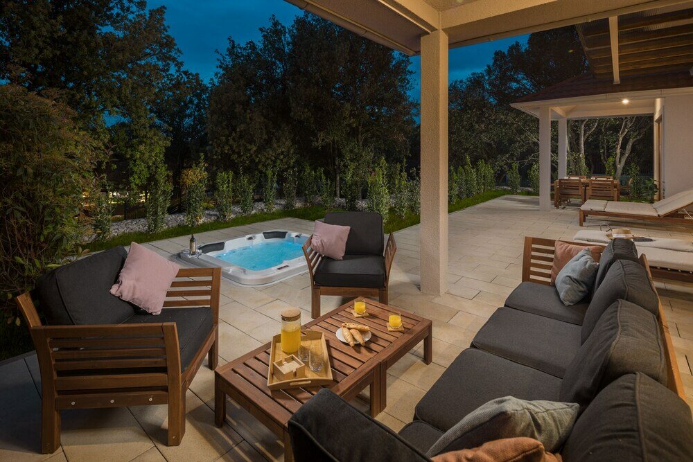 Фото Luxury Beach Villas Porto Bus