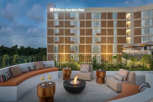 Гостиница Hilton Garden Inn Cancun Airport