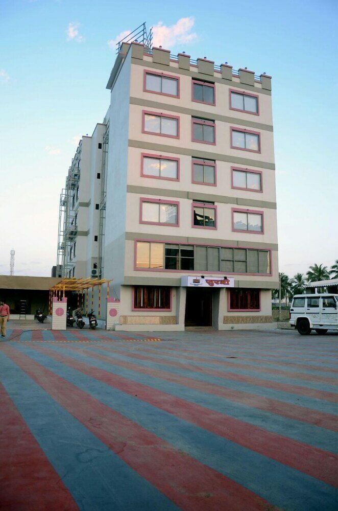 Фото Hotel Surbhi