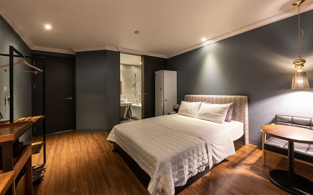 Фото Brown Dot Gimhae Eobang