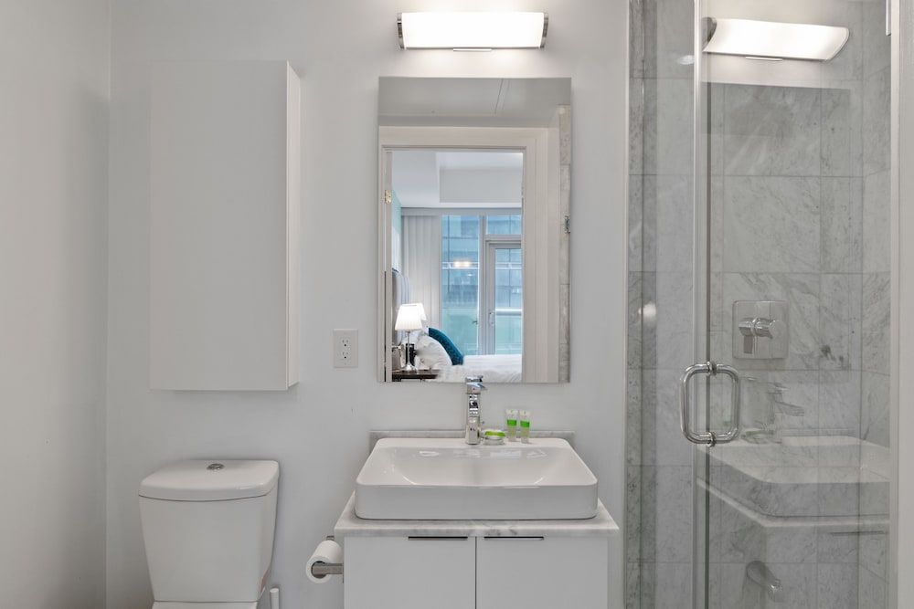 Фото The Bay Suites - Entertainment Dist