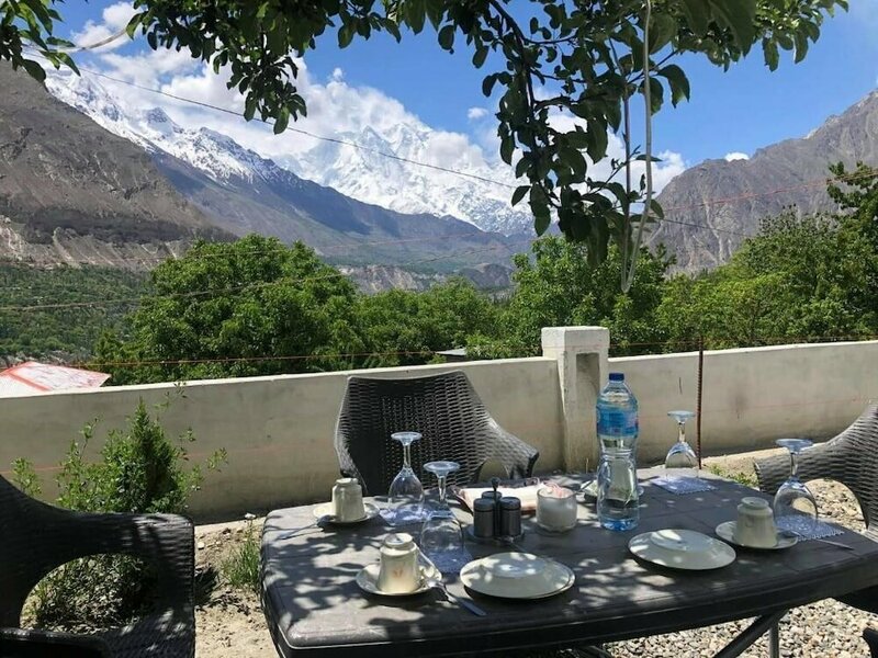 Гостиница Hotel Hunza White House