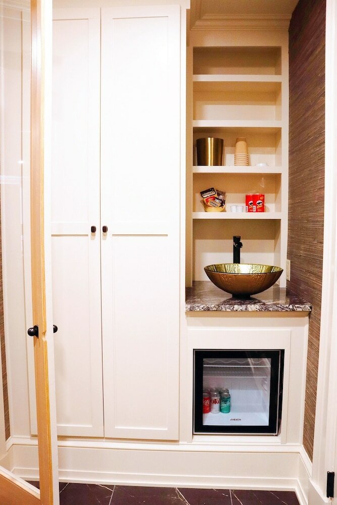 Фото The Edward Hotel