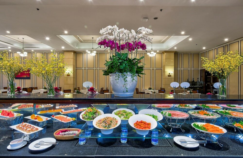 Фото La Sapinette Hotel Dalat