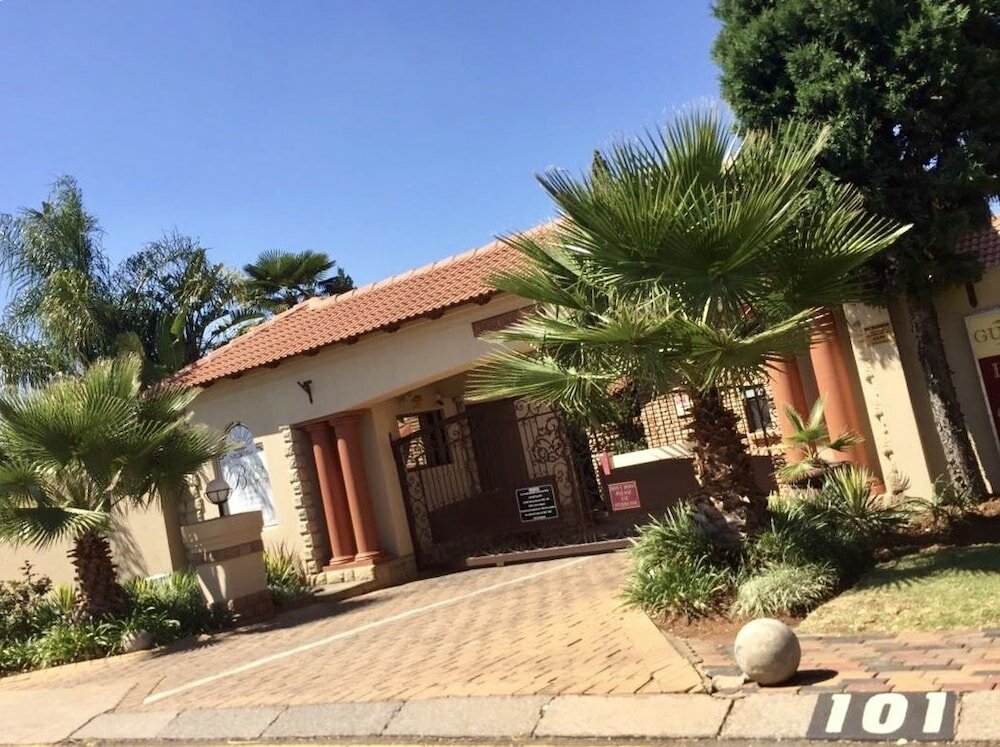 Фото Le Cozmo Guest House