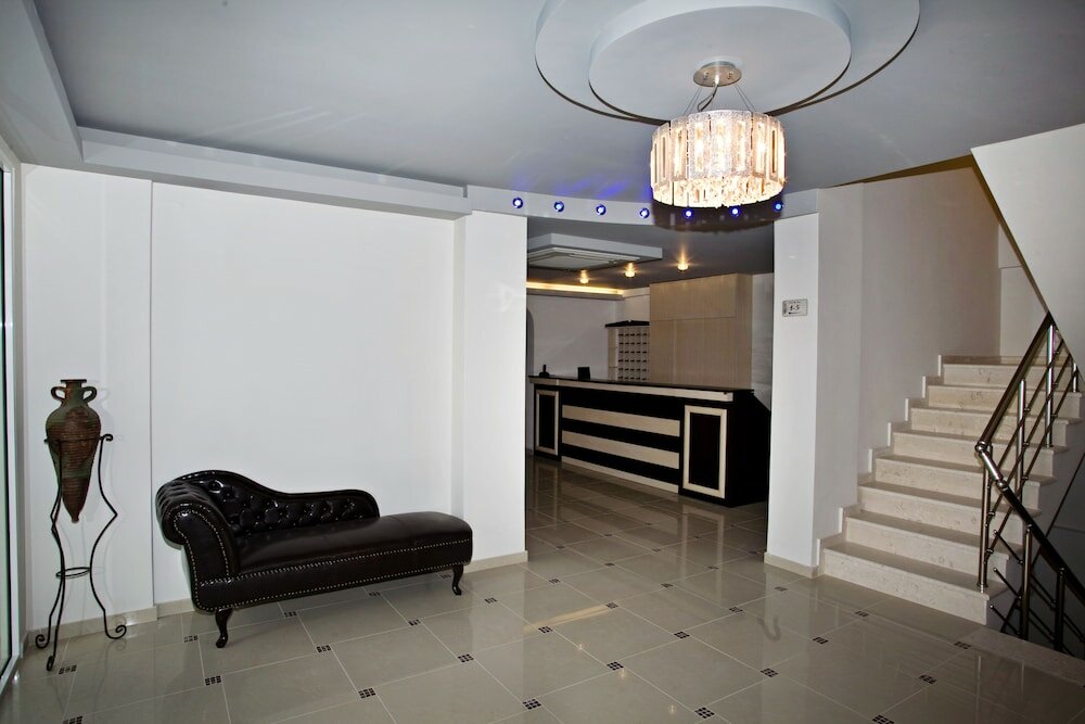 Фото Rg Status Hotel