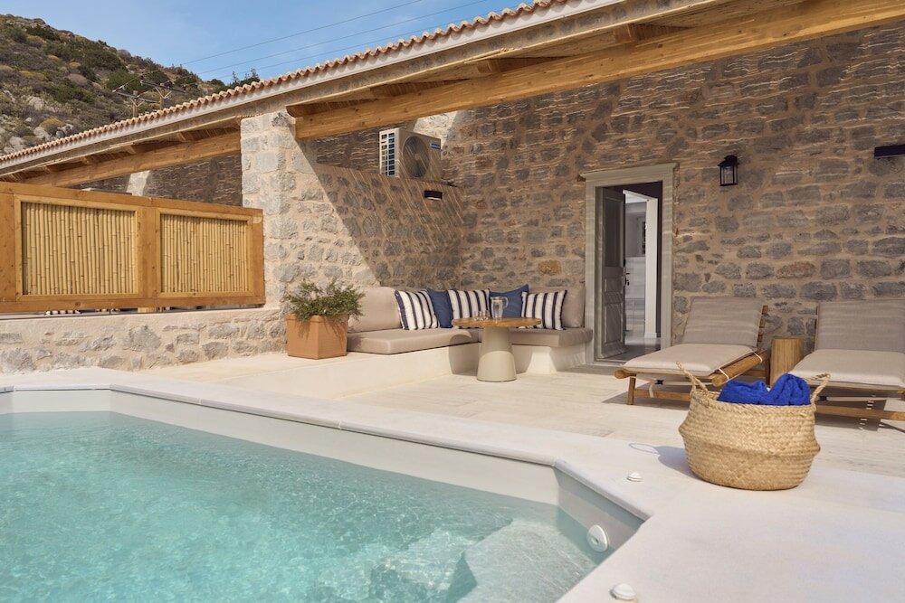 Фото Mandraki Beach Resort - Adults Only