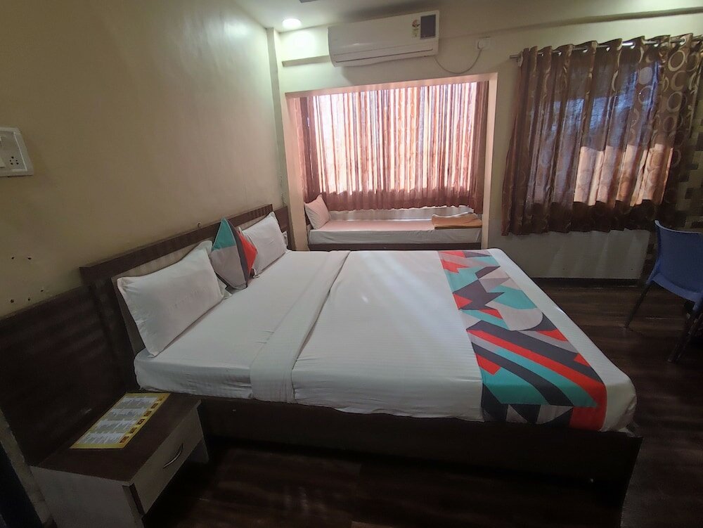 Фото Hotel Mukesh residency