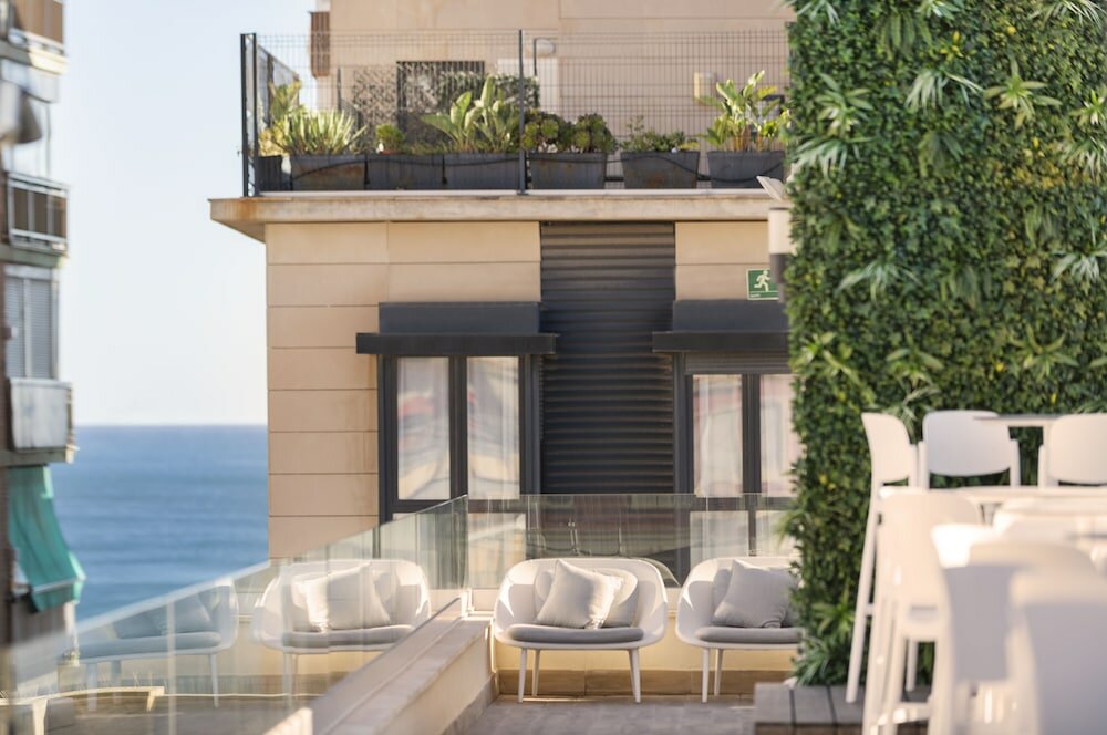 Фото Odyssey Rooms