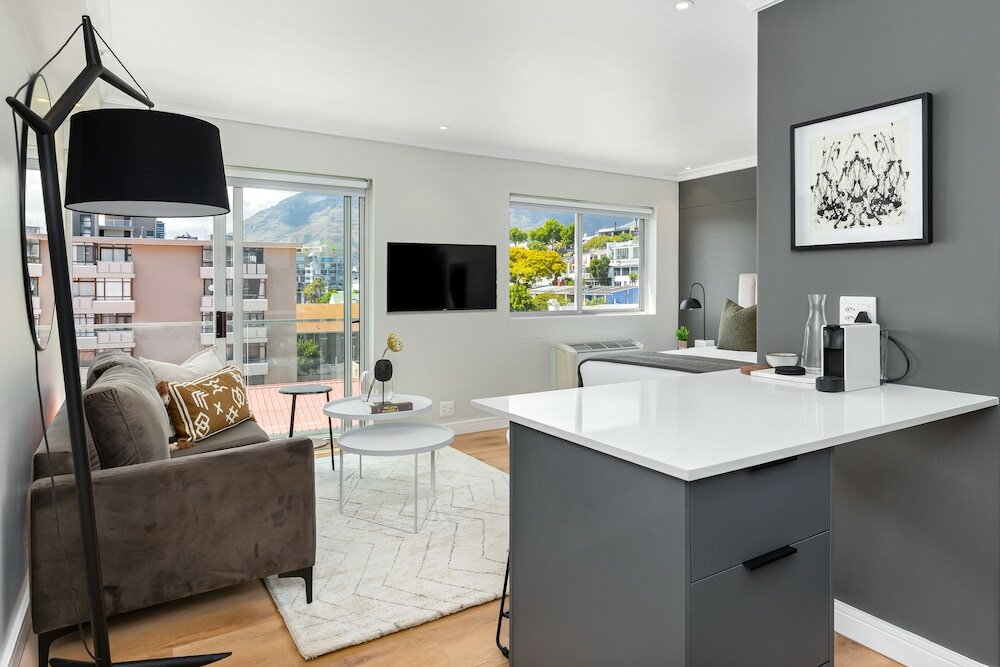 Фото Point Break Luxury Apartments