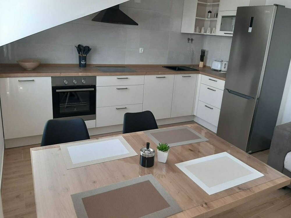 Фото Apartments Dobrila