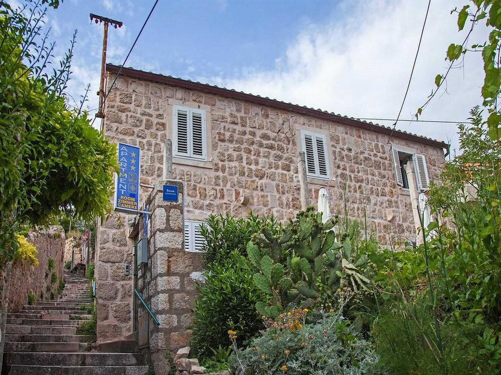 Фото Apartments Maro & Baro