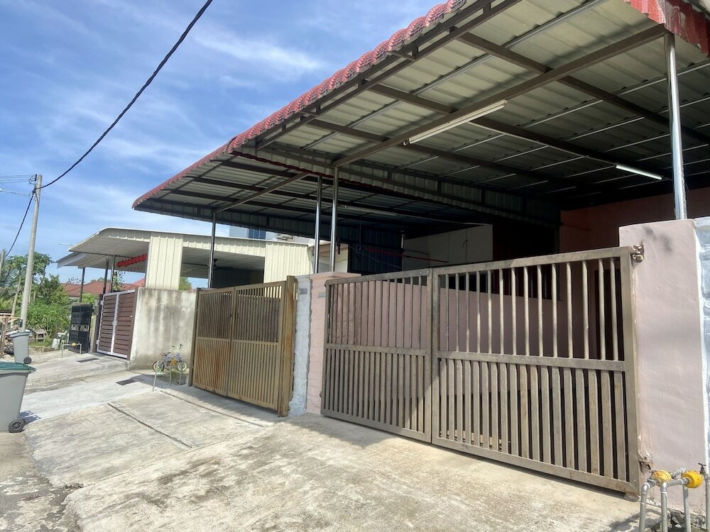 Фото Oyo Home 90382 Chaah Homestay 2